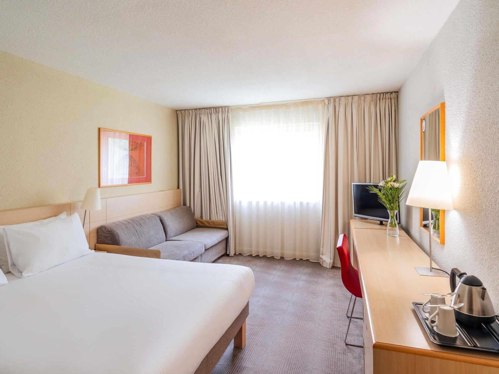 Novotel Μίλτον Κέινς Εξωτερικό φωτογραφία